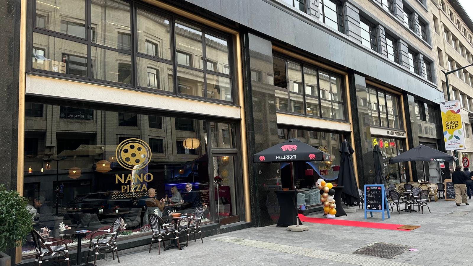 Façade du restaurant Nano Pizza à Bruxelles